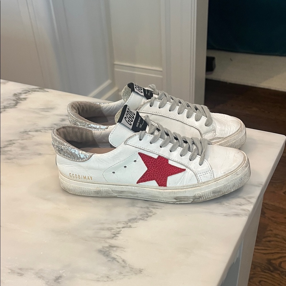 Authentic Golden Goose Sneakers size 37